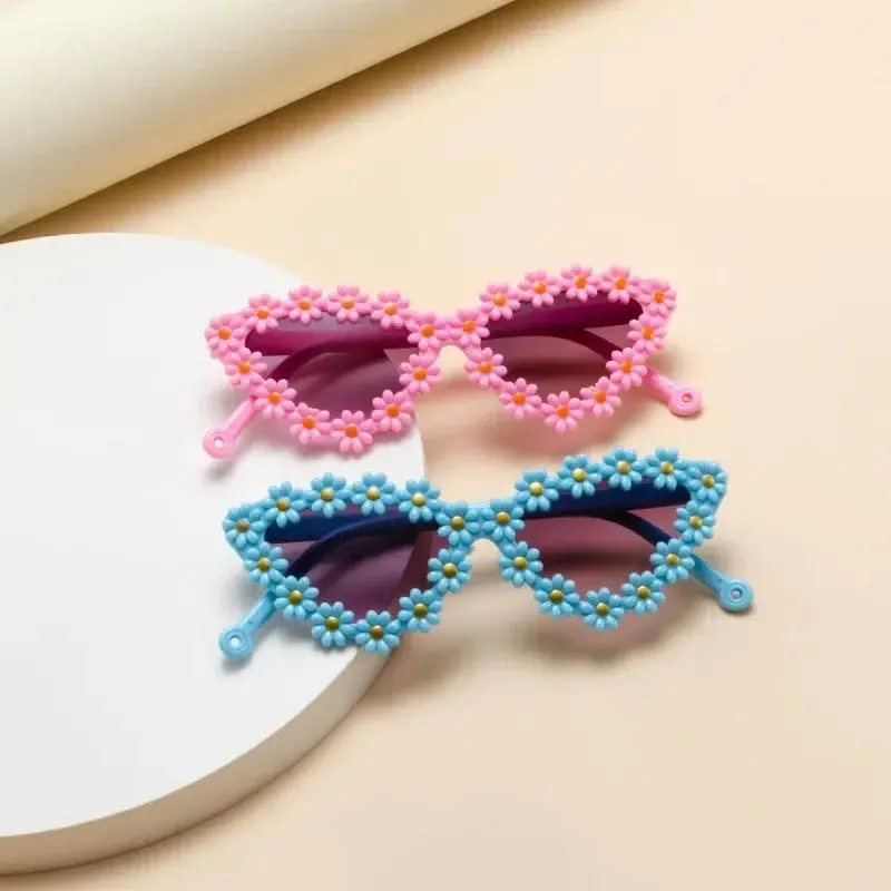Daisy Petal Cat Eye Sunglasses for Toddlers & Kids (Ages 1-6), Unisex Plastic Frame Sunglasses with UV Protection, Cute Daisy Pattern, Casual Style, As Picture