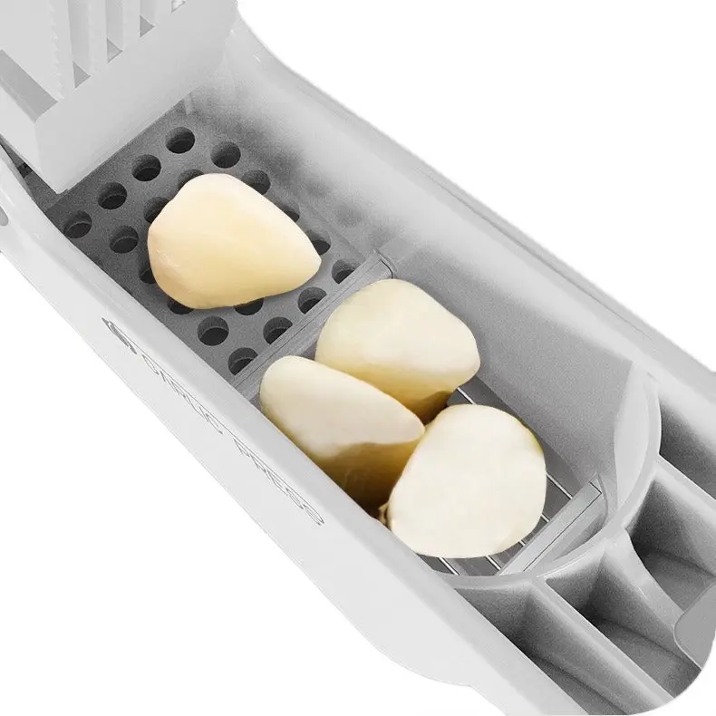 4 in 1 Multifunctional Garlic Mincer and Slicer Ergonomic Handle Food-Grade ABS