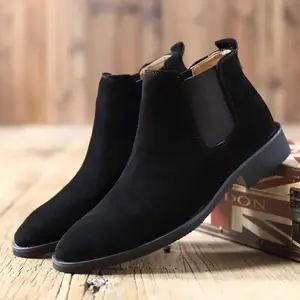 Retro Chelsea Boots Men British Style Pointed Toe Fashion Trendy Short Boots Footwear Walking Shoes