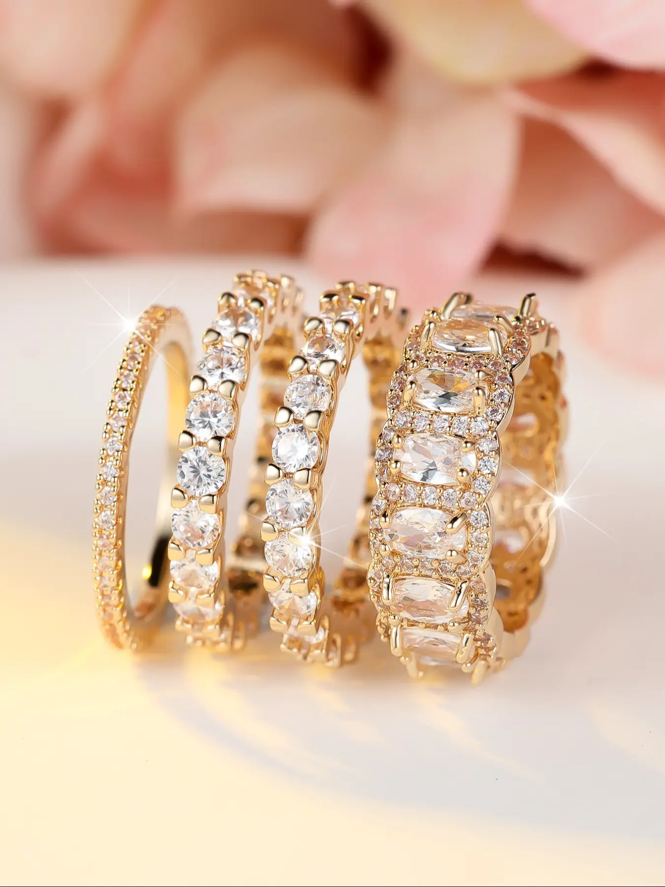 4 Pieces/Set Luxury Band Rings for Women & Men Artificial Zirconia Stackable Finger Rings Engagement Rings Daily Date Wear Elegant Everyday Ring Womens Jewellery Jewelry Rings Birthday Anniversary Gift