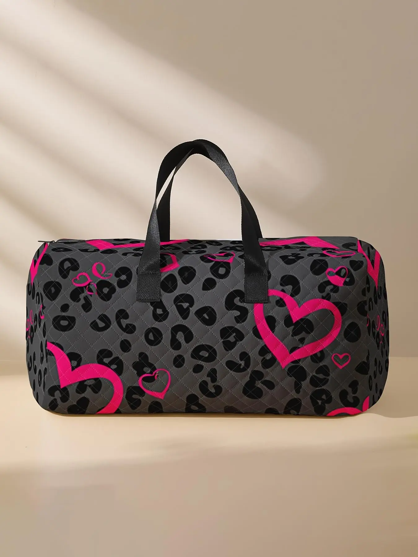 Heart Print Large Capacity Travel Duffle Bag, Portable Overnight Stylish Travel Bag, Yoga Training Bag, Travel Bag with Shoe Storage, Travel Duffel Bag, Duffle Weekender, Bag For Travel