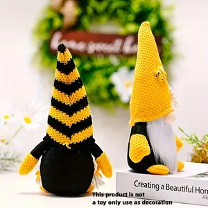 2pcs Bee Day New Fashion Knitted Hat Little Daisies Rudolph Plush Toys Harvest Season No-Face Dolls Home Decorations