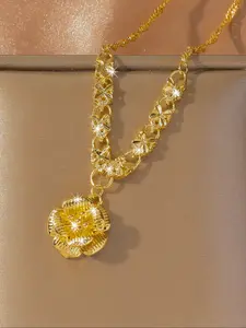 New Hollow Flower Necklace, Charming Floral Design, Copper Plated 24k Women's Jewelry, Perfect Gift for Girlfriend, Friend, Valentine's Day, Daily Wear