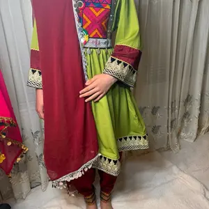 پیراهن های افغانی مقبول و خوشرنگ برای دختران شیک پوش