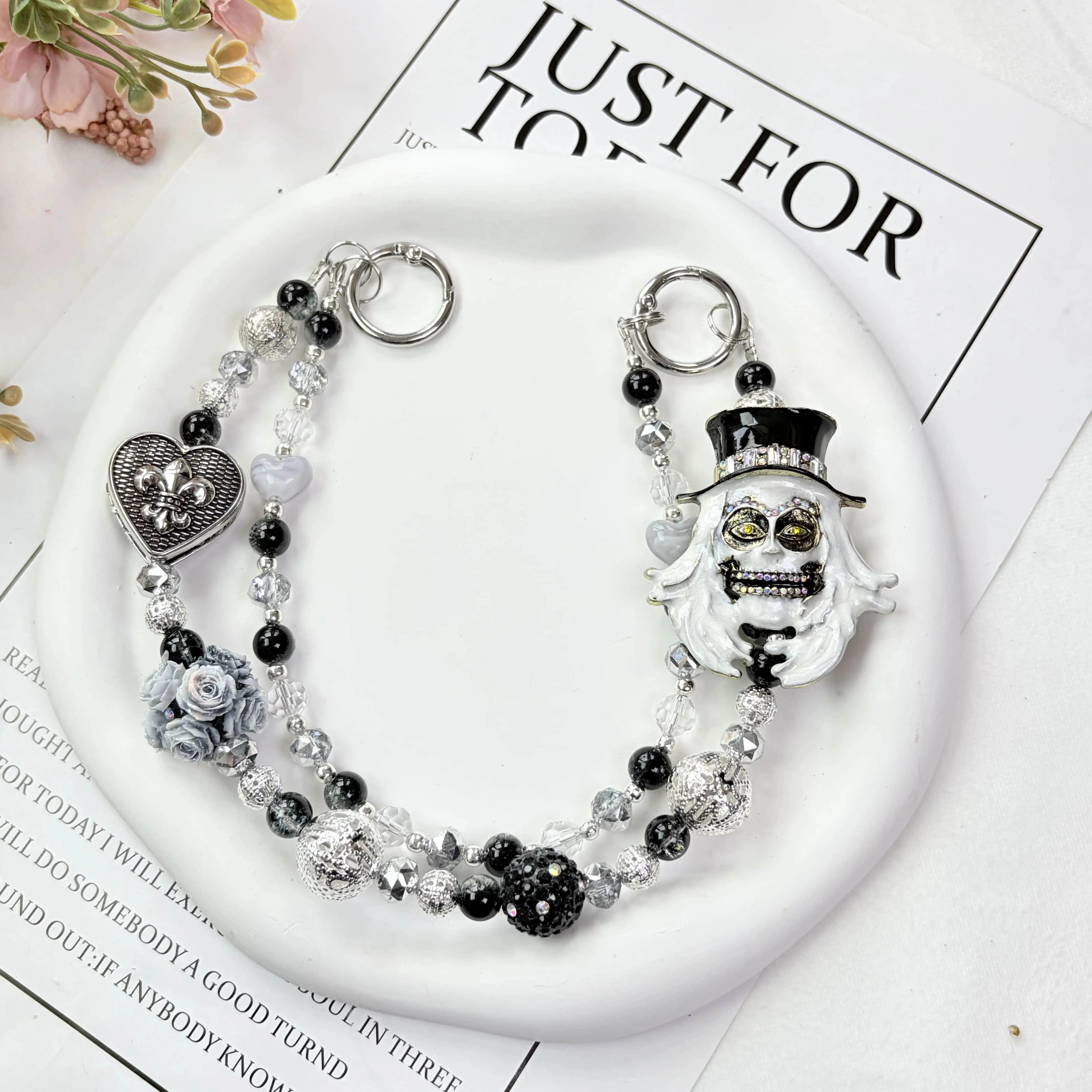 Skull Style Bag Charm,Delicate Handbag Pendant Accessory for Women, Detachable Bag Charm,Pretty Holiday Gift,Ideal Birthday Gift for Girls & Women,Summervibes