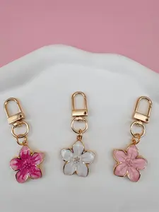 Women's Floral Pattern Keychain, Cute Holiday Accessory, Colorful Bag Charm for Bags, Perfect Birthday Gift, Zinc Alloy Material, Flower Keychain