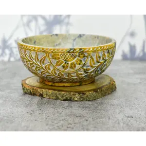 5" Diameter Handmade Soapstone Scrying Bowl, Sturdy Smudge Bowl with Sun Floral Design, Natural Variations Kitchen Tableware, Household Decorative Gift