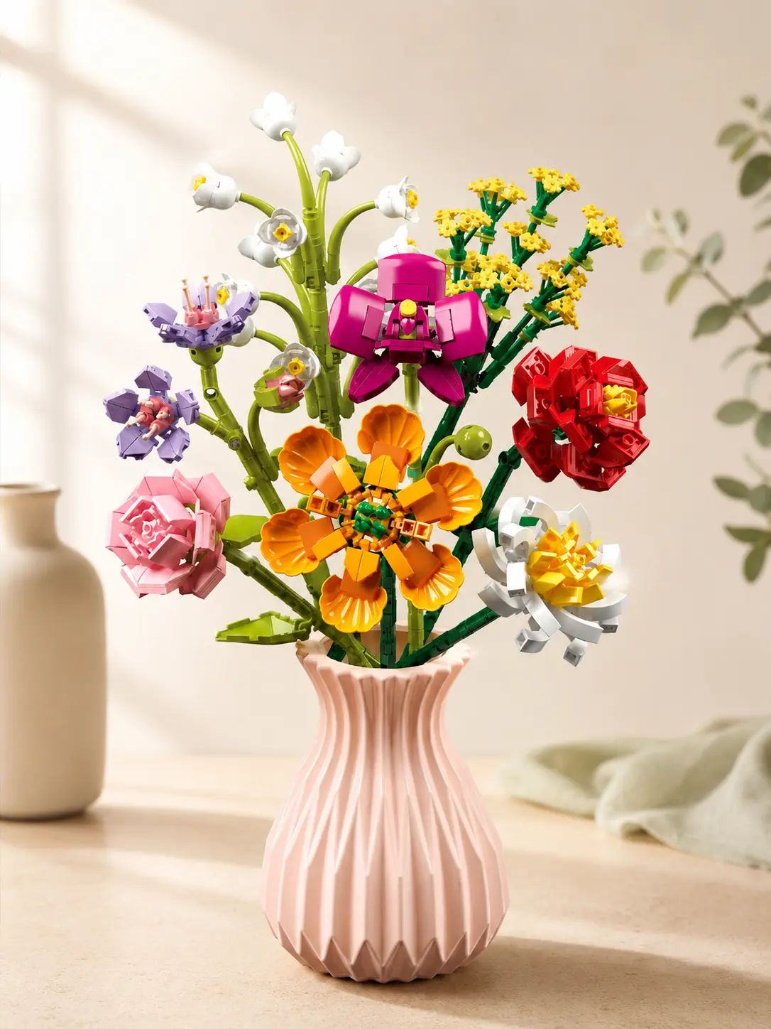 Floral Bouquet Sculpture Building Set - 756 Micro Interlocking Plastic Blocks, DIY Botany Crafts Kit with Vase, Faux Flowers Decorations for Adults, Home Office Table Gift, Flower Decorations