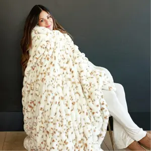 Hugs Spotted Fawn Blanket - Soft Plush Design in Elegant Spotted Pattern