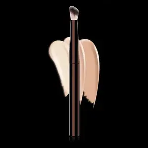 No.5 concealer brush - seamless concealer brush for seamless makeup, soft fiber hair, fashionable design, single-sided makeup brush