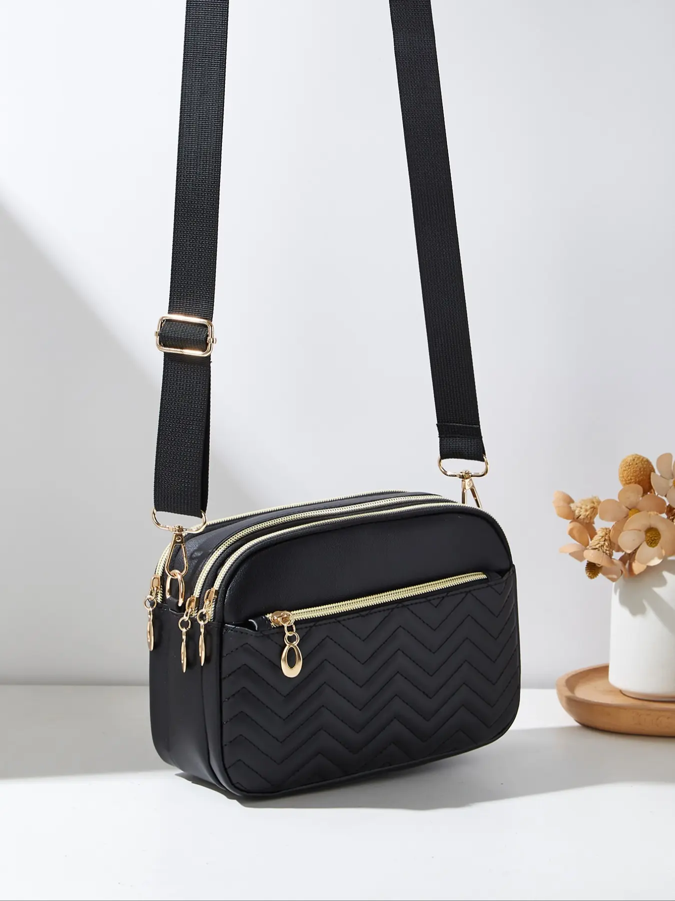 Fashion V-Shape Quilted Solid Color Square Bag, Multiple Zipper Crossbody Bag, Casual Fashion Bag, Adjustable Strap Purse, Adjustable Shoulder Strap, Stylish and Versatile, Fashionable Quilted Purse Bags, Zipper Sling Bag