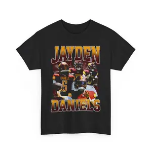 Jayden Daniels Washington Commanders Wwe Style Football T Shirt Classic Cotton Fabric Menswear Streetwear Top Round Neck Shortsleeve Casual 3JG