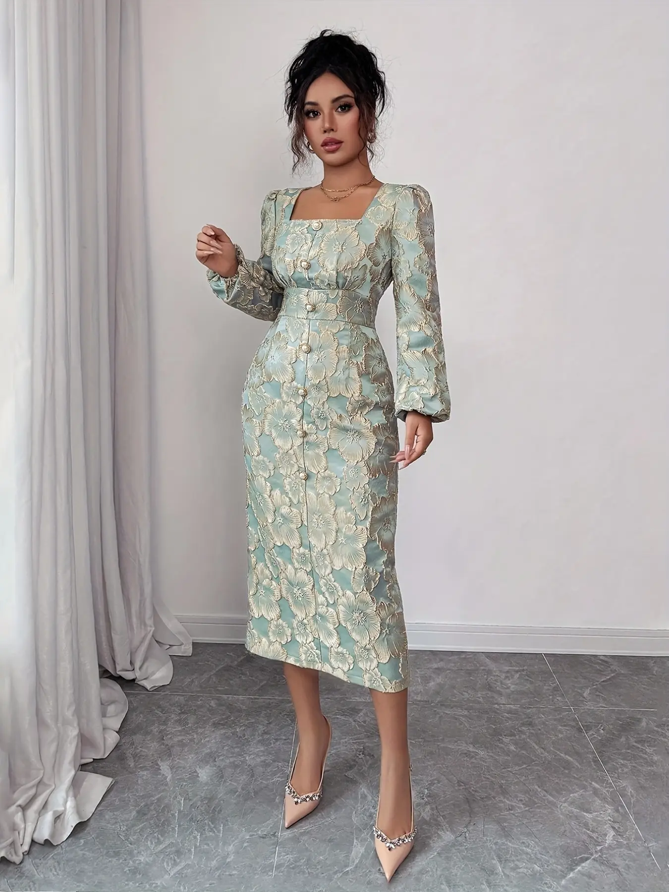 A Chic, mint green jacquard square neck long sleeved dress for women, Womenswear, with jacquard craftsmanship that enhances texture and exquisite relief patterns, suitable for commuting to work, shopping and outdoor activities, indoor and outdoor wear