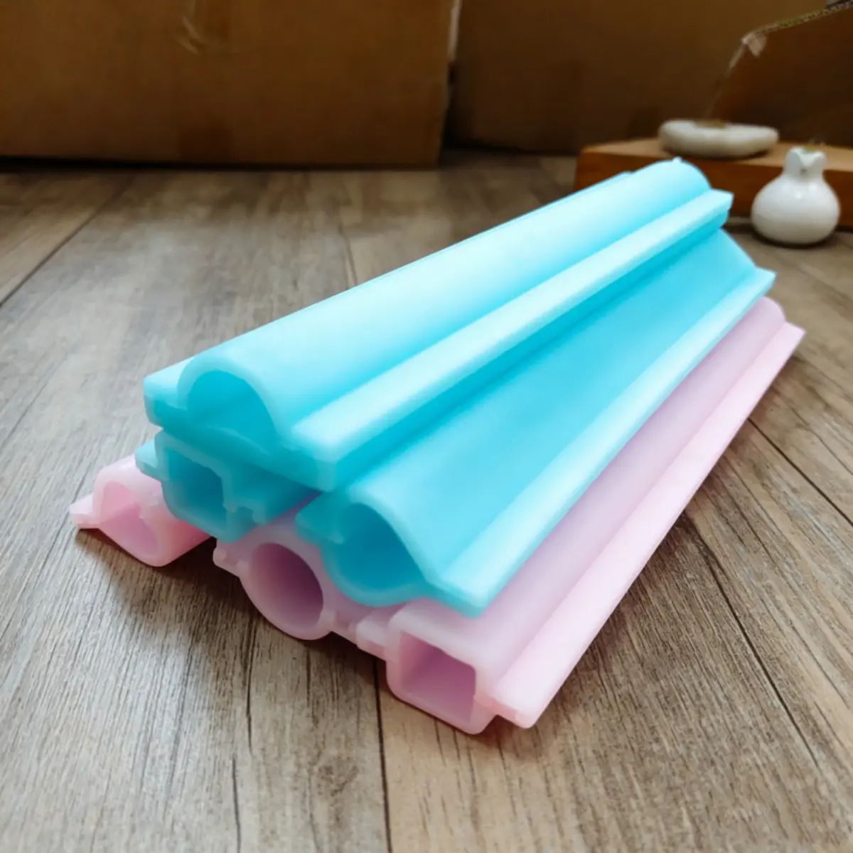 Pink & Blue Long Silicone Tube Soap Mold Heart Round Shaped Embed Tube Soap Mould DIY Column Candle Filling Mould DIY Square/Moon Handmade Soap Making Tool Bar Mold Party Favor Making