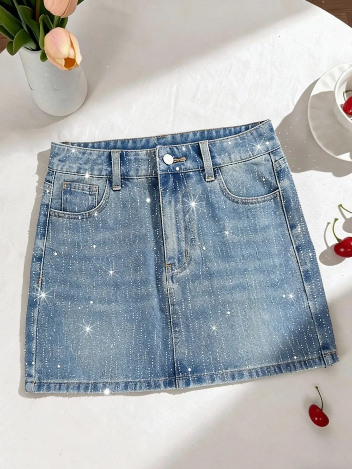 Women's Elastic Denim Skirt with Rhinestones, Button, Casual A-Line Short Skirt, Breathable Fabric, Perfect for Daily Wear and Parties, Womenswear