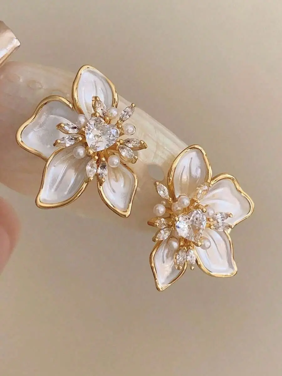 1 Pair Elegant Flower Earrings, Elegant Dress Earrings For Women Suitable For Daily Wear, Party, Banquet, Casual, Vacation