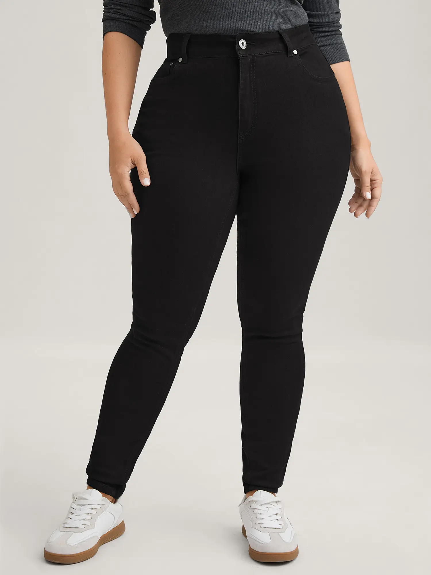 BLOOMCHIC Curvy Women Plus Size High-Rise Slim Fit Denim Jeans - Black Wash, Butter-Soft Fabric, Slanted Pockets, Zipper Closure, Spandex, M-6X, Everyday Wear, Summer Vibes, Garment, Women's Bottoms, Streetwear Bottoms, Pants For Women