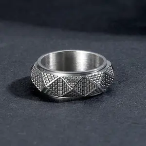 GTHIC Vintage Egyptian Pyramid Stainless Steel Spinner Ring Band Ring for Men Women Daily Wear