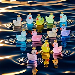 40 Piece Glowing Crown Duck Statues, Charming Resin Ducks with Crowns, Moss Aquarium Decorations, Halloween & Christmas Home Decor