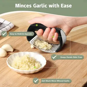 Stainless Steel Garlic Press, Manual Ginger and Garlic Squeezer, Kitchen Tool, Small Appliance Accessory, Essential Cooking Gear