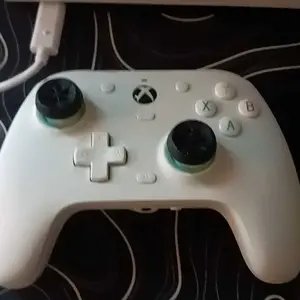 GameSir G7 SE Wired Controller for Xbox Series X|S, Xbox One & Windows 10/11, Plug and Play Gaming Gamepad with Hall Effect Joysticks/Hall Trigger, 3.5mm Audio Jack