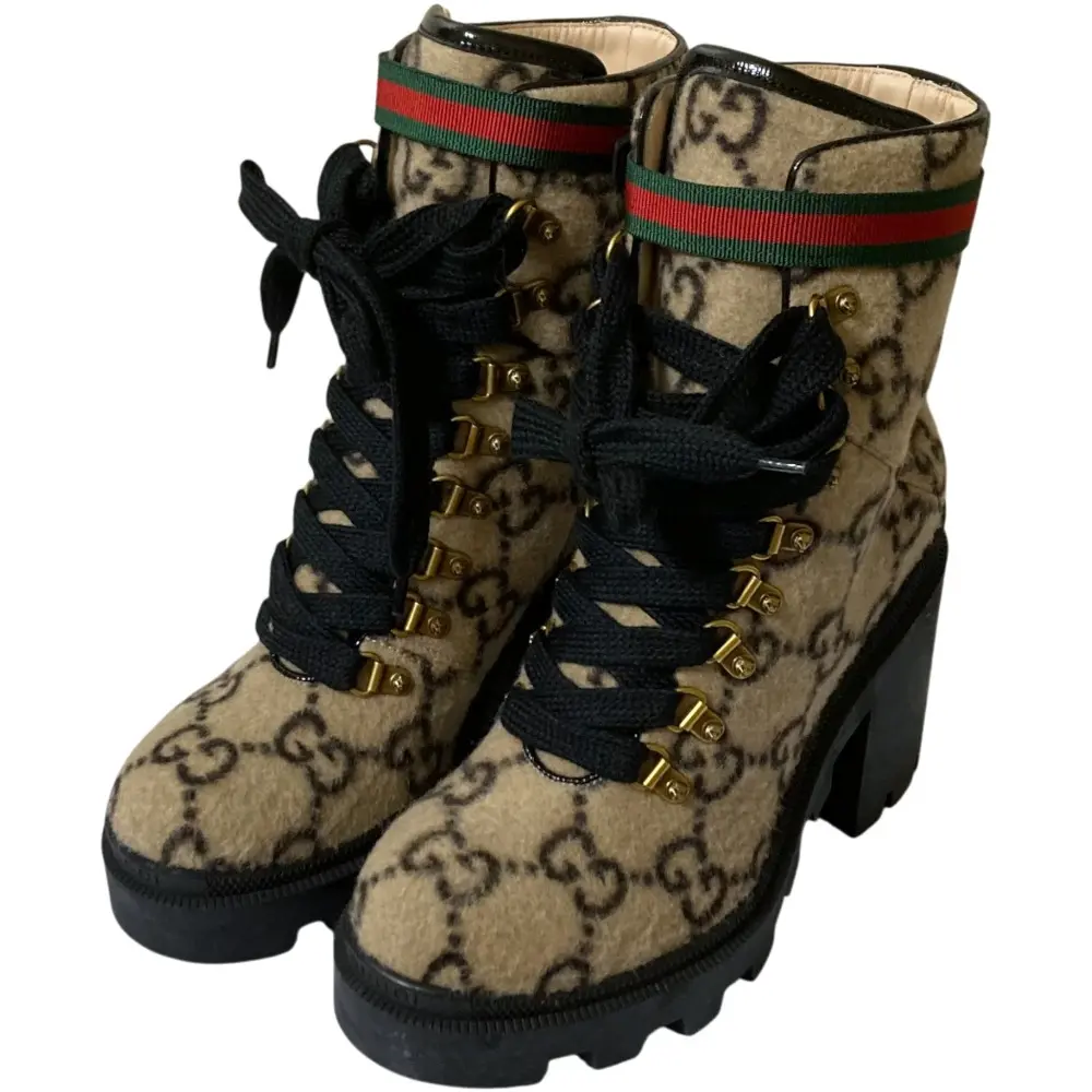 Pre-owned GUCCI Wool Small Leather Goods GG Shearling Ankle Boots