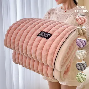 Comfort Ultra-Soft Thick Solid Color Microfiber Fleece Soft Throw Blanket – Classic Checkered Design for Warmth, Comfort  Long-Lasting Durability, Perfect for Bedroom  Living Room、Travel, Gifts, Available in 4 Sizes, Soft Comfy Blanket