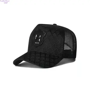 Unisex Round Label Baseball Cap with Embossed Emblem, Spring & Summer Mesh Trucker Hat, Casual Outdoor Sun Protection Duckbill Cap, Y2K Style, Lightweight Trendy Fashion Accessory for Everyday Wear