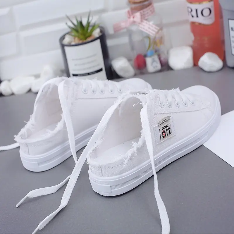 Women's White Canvas Slip-On Sneakers, Round Toe Casual Flat Tennis Shoes, Comfortable Sports Footwear for Everyday Walking