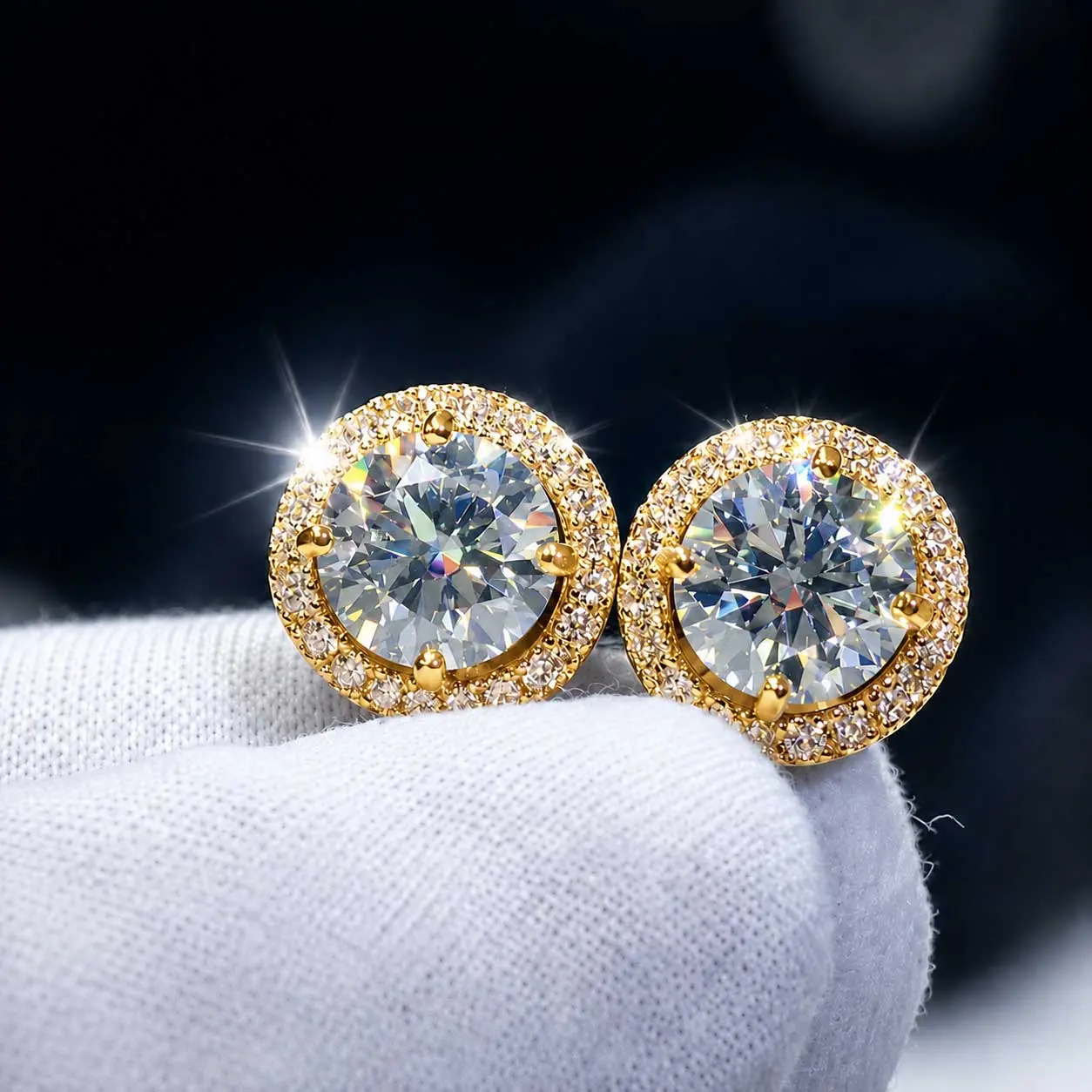S925 Gold Cubic Zirconia Stud Earrings for Men & Women, Classic Elegant CZ Ear Jewelry, Unisex Gift for Birthday, Wedding & Everyday Wear, 2 Pairs Round and Square Stud Earring Set, Sparkling Gold Ear Studs, Small Cubic Zirconia Earrings