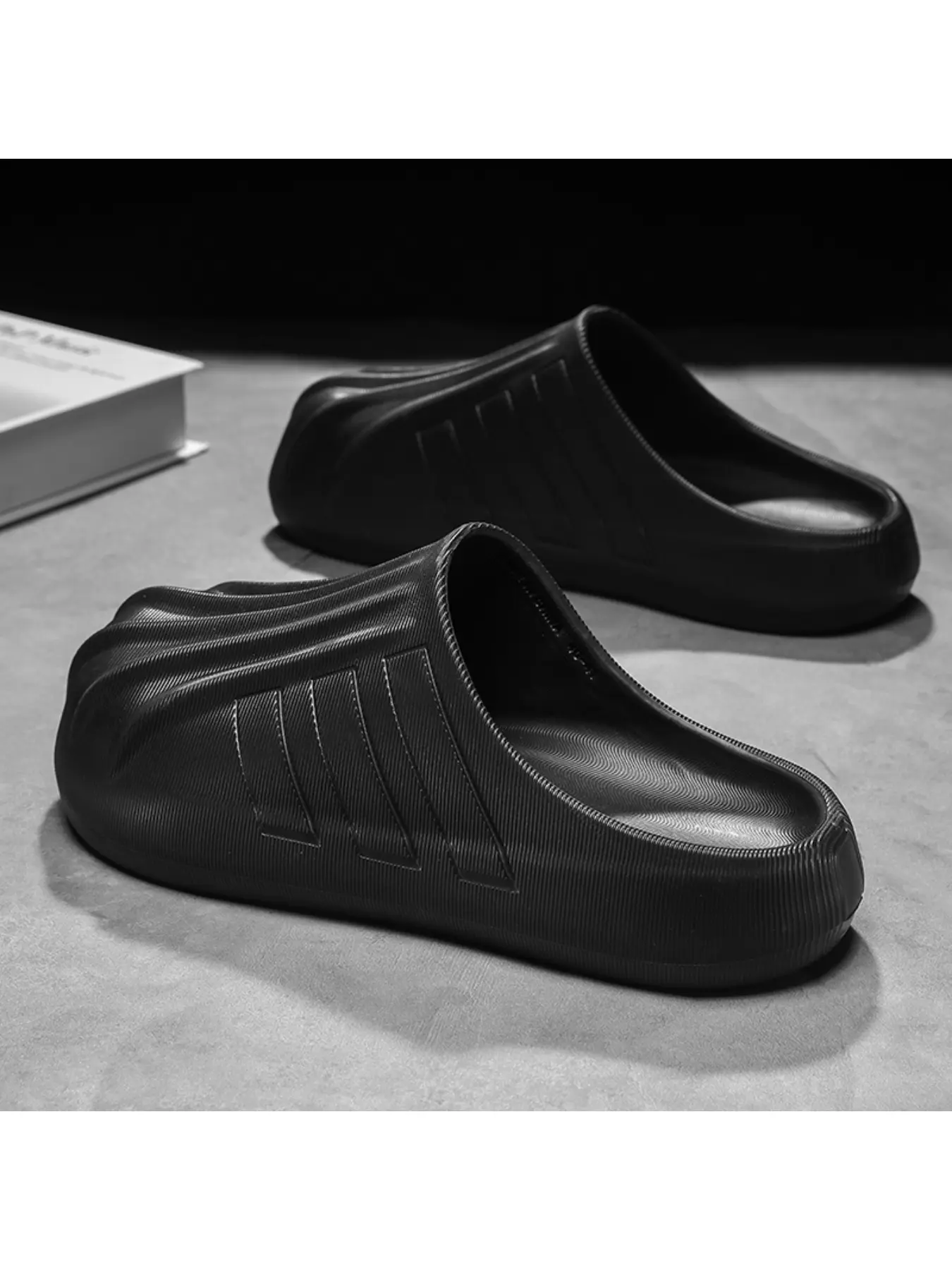 Vintage Shell Head Mules Shoes Unisex Soft Sole Slippers, Lightweight Clogs, Home & Outdoor Wear, Integrated Slipper for Men and Women, Footwear