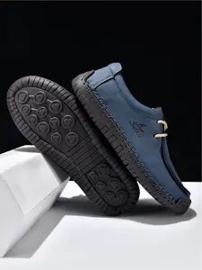 Men's Black Hand-Stitched Casual Shoes, Soft Sole Non-Slip Slip-On Driving Shoes, Dad Shoes