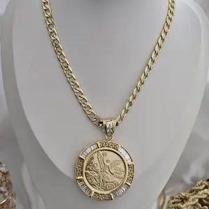 Cadena 249 con dije 284 unisex gold plated