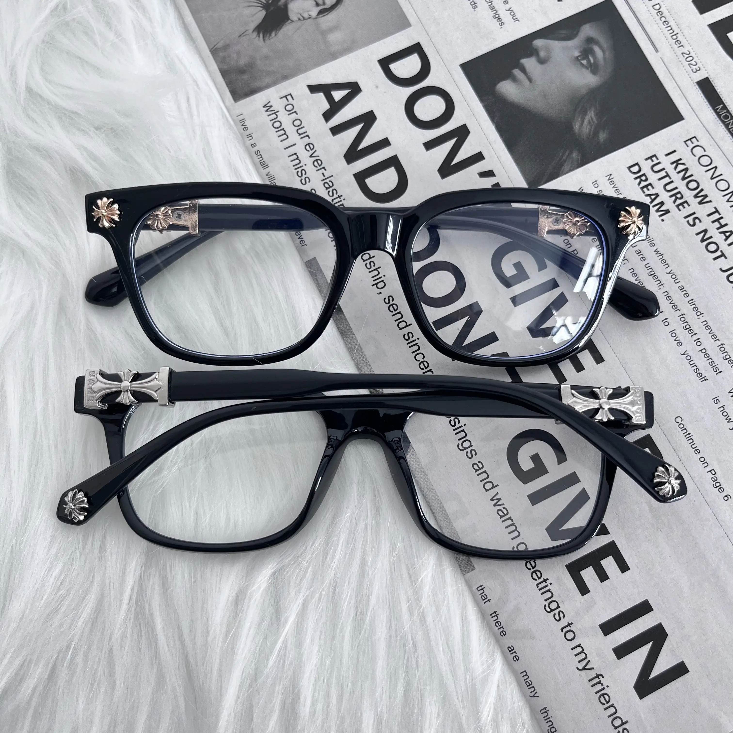 Classic Trendy Blue Light Bloking Glasses for man and women, Fashion Square Frame, Cross Flower Rivet Design,Unisex Eyeglasses for Computer and Phone, Lightweight Glasses, Stylish Trendy Eyewear plain pattern
