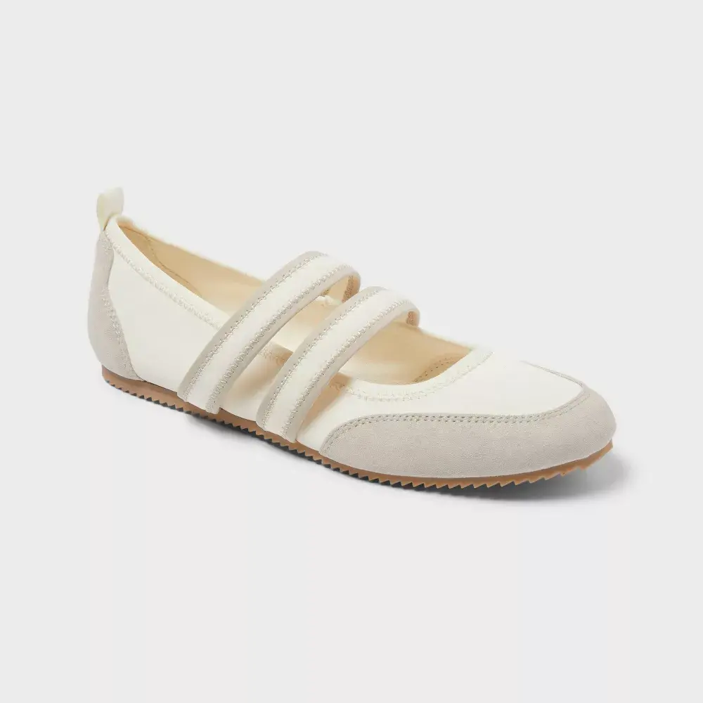 Women’s Wild Fable Dulce Flats - Leisure Slip-Ins with Memory Foam Insole and Soft Sole, Flats Shoes, Leisure Shoes