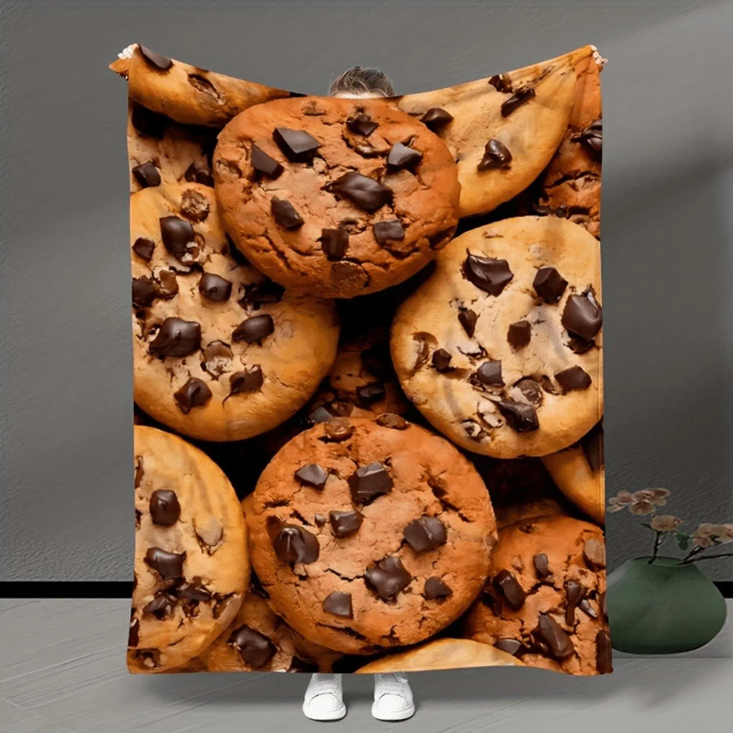 1pc Simulated Chocolate Cookies Pattern Flannel Blanket, Bed Blanket, Towel Blanket, Throw Blanket, Office Nap Blanket, Multi-purpose Air Conditioning Blanket, Soft And Comfortable, For Picnic Travel, Home