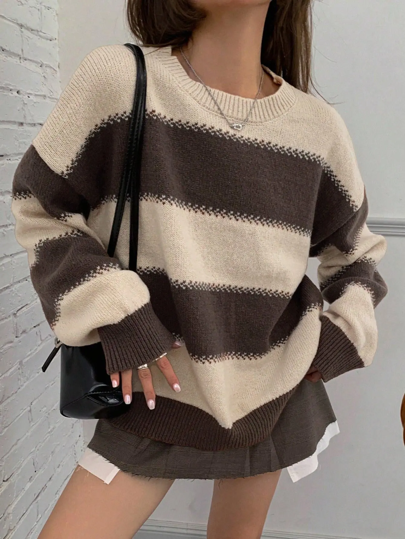 Women’s Knit Top, Brown and White Striped Crew Neck Sweater, Loose and Comfortable Fit, Simple and Versatile Design, Autumn Winter New Knitwear Top