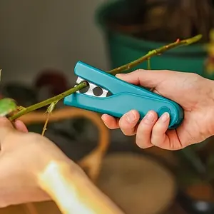 Stainless Steel Rose Thistle Remover Tool, Modern Style, Perfect for Floral Arrangements and Gardening, Spring Flower Bouquet Making