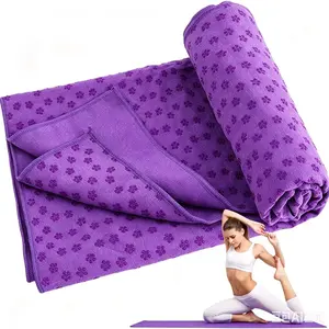 Upgraded PVC plum blossom dot non-slip and sweat-absorbing yoga mat towel, Yoga Accessories, suitable for home and public gym use as a sports sweat-absorbing towel blanket, foldable non-slip yoga mat blanket for yoga, Pilates, fitness, etc.