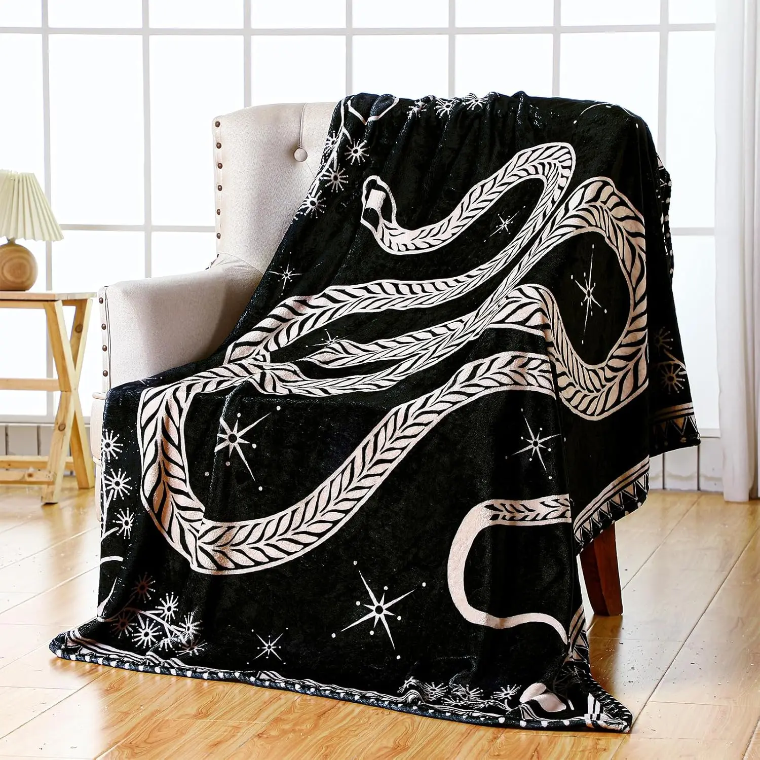 Buryeah Gothic Witch Boho Occult Snake Flannel Cozy Soft Fluffy Black Throw Blanket, 50"x60" Bed Sofa Decor for Goth Birthday Christmas Gifting, Flannel Cozy Blanket, Soft Fluffy Blanket