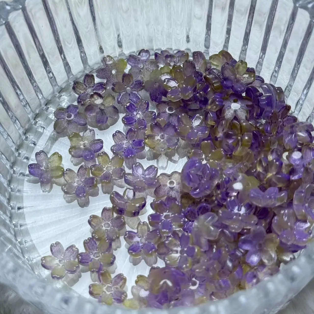 【Z1-20】Luminous Sakura Shape Glass Beads  75ml