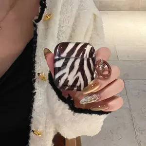 Vintage Irregular Stripe Earphone Case with Hanging Loop, Compatible with Apple AirPods Pro 2/pro/4/3/2, Stylish Protective Cover, Protection
