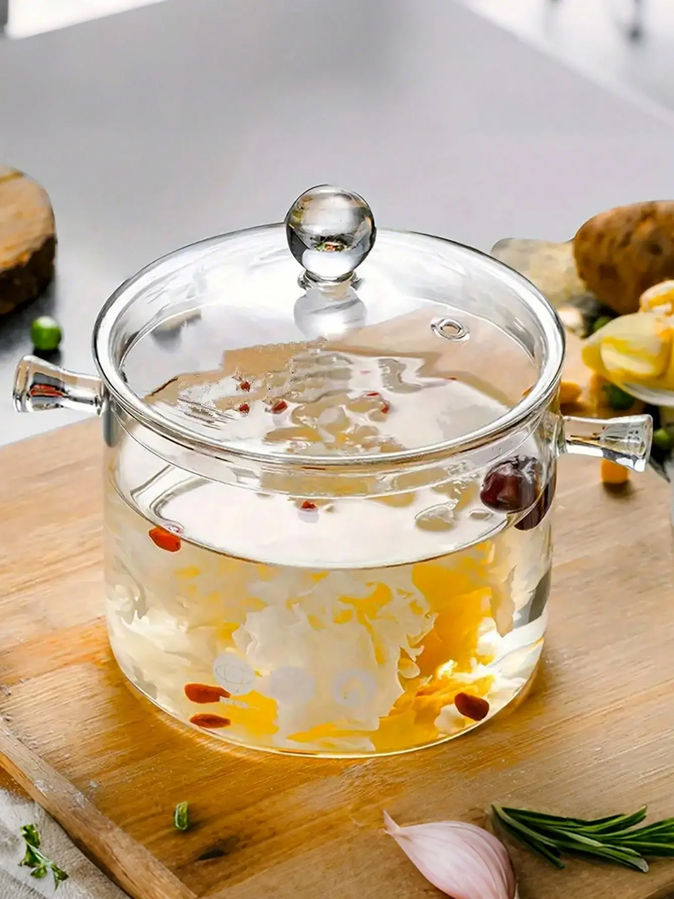 1pcs, 2L/68oz Glass Pot, Transparent Soup Pot With Cover, Suitable For Soup, Congee, Noodles, Curry, Milk, Stew, Christmas Gifts, Halloween Gifts, Small Kitchen Tools, Kitchen Accessories, Kitchen Supplies, Suitable For Restaurant Use.