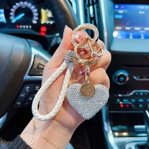Bling Heart Car Keychain with Rhinestone Clay Pendant and Braided Strap Sparkly Key Ring for Women Cute Bag Charm Accessory Gift for Girls Purse Backpack Pendant Decoration Pink Color