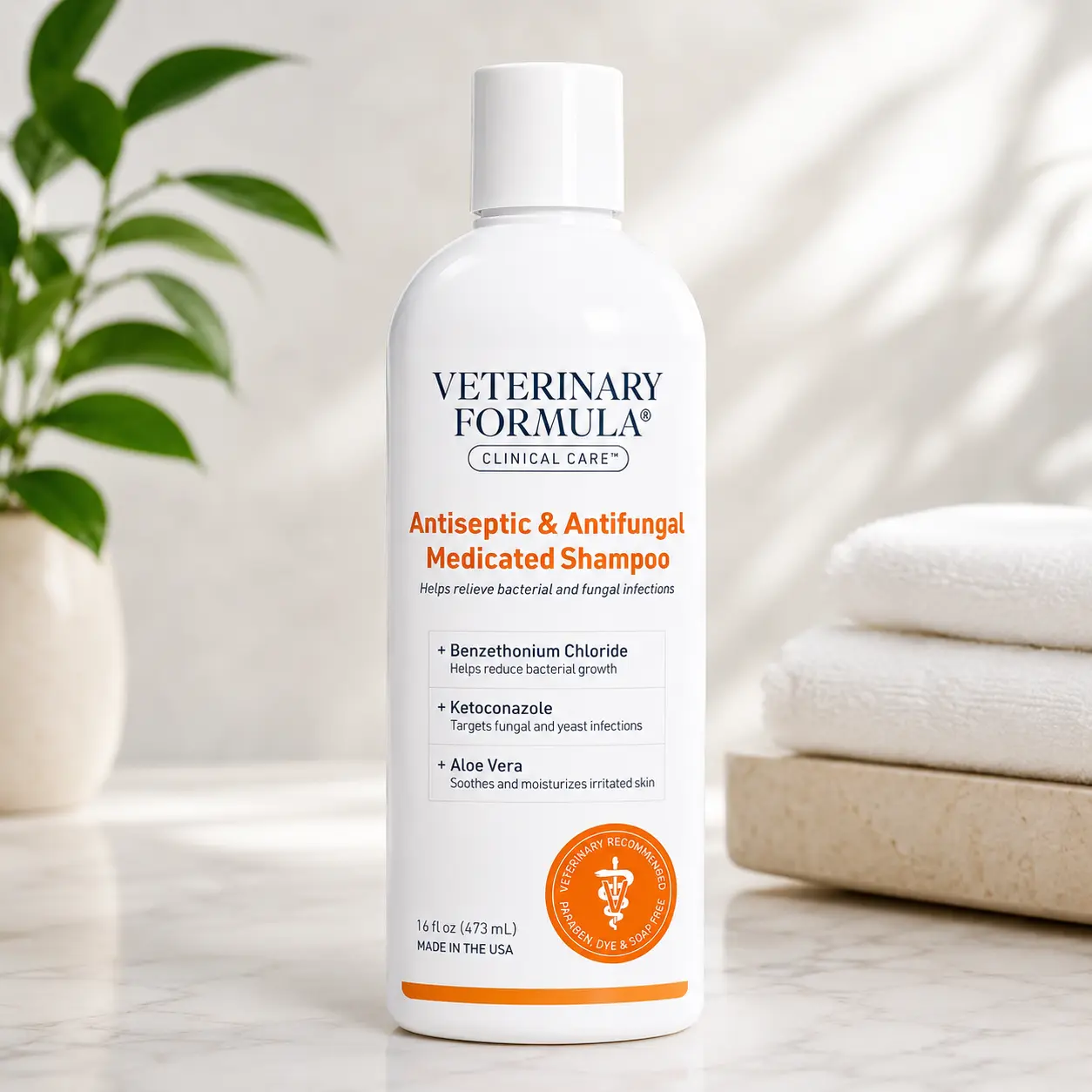 Veterinary Formula Clinical Care Antiseptic and Antifungal Medicated Shampoo for Dogs & Cats, 16 Fl Oz – Helps Alleviate Scaly, Greasy, red Skin – Paraben, Dye, Soap-Free (1 Pack)