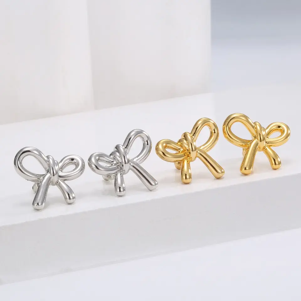 1 Pair Minimalist Bow Knot Stud Earrings, Silver-tone Smooth Metal Bow Earrings Fashion Jewelry for Women