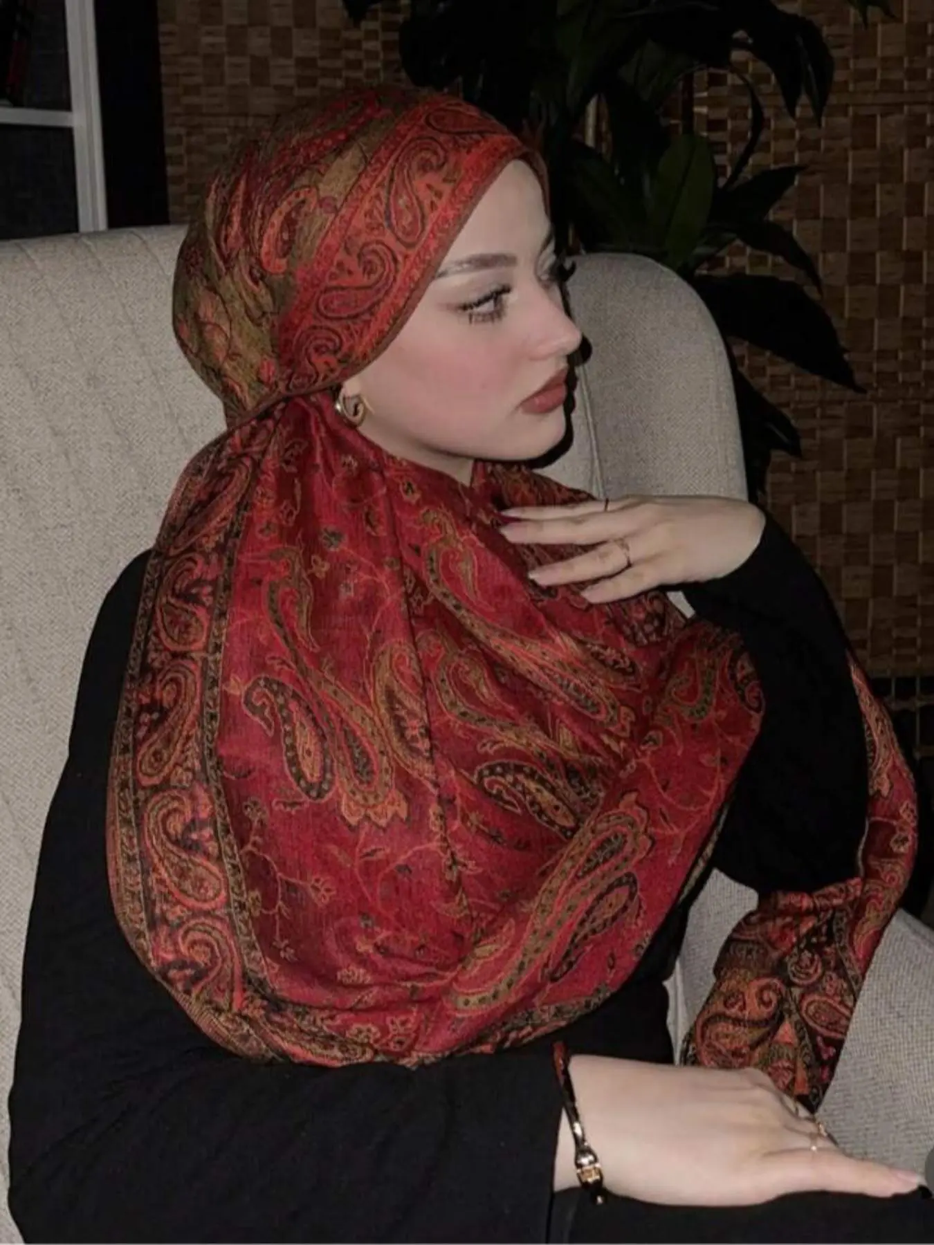 Elegant Paisley Print Scarf, Versatile Women's Vintage Paisley Pattern Shawl for All Seasons, Bohemian Headscarf and Hair Accessory, Hijab For Muslim, Wrap