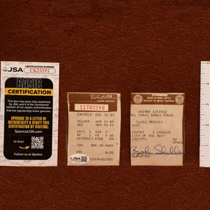 Brooke Shields 3.5 x 2.5 Signed JSA Authenticated Drivers License