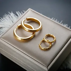 Mira Hammered Mini Hoop Earring