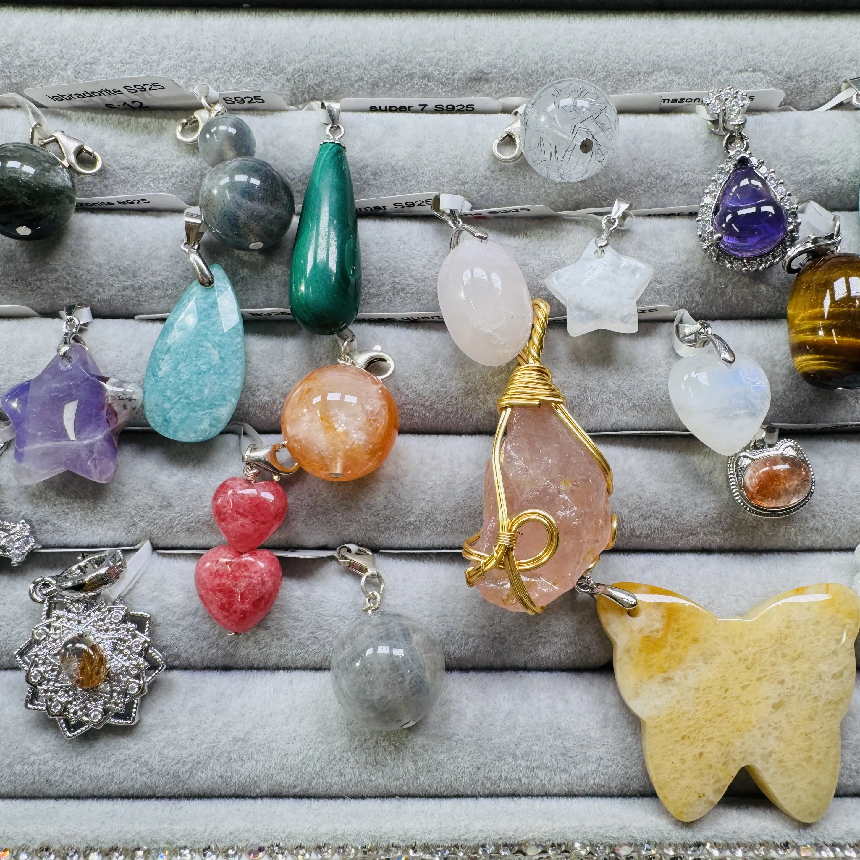 Crysatl  pendent lucky-match -  necklace healling stone jewelry-Carmeny